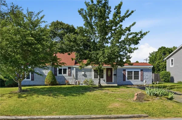 $375,000 | 38 Franklin Street, East Providence, RI 02915