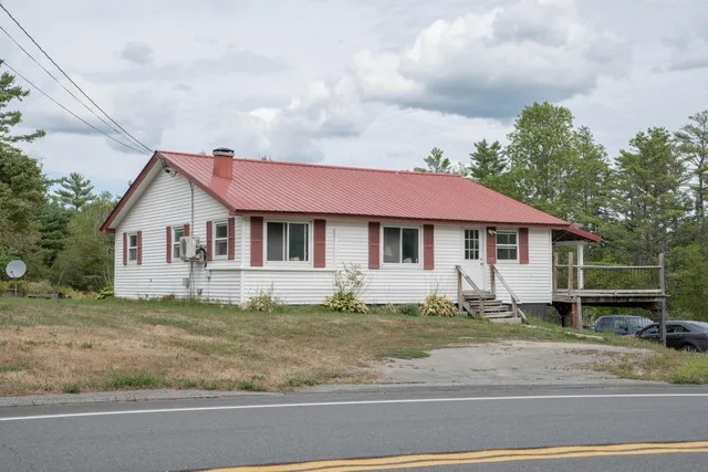 $192,000 | 1407 Stage Road, Etna, ME 04434