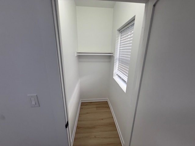 7717 North Sheridan Road, Unit 3R Chicago, IL 60626 - Photo 10 of 17 a view of entryway