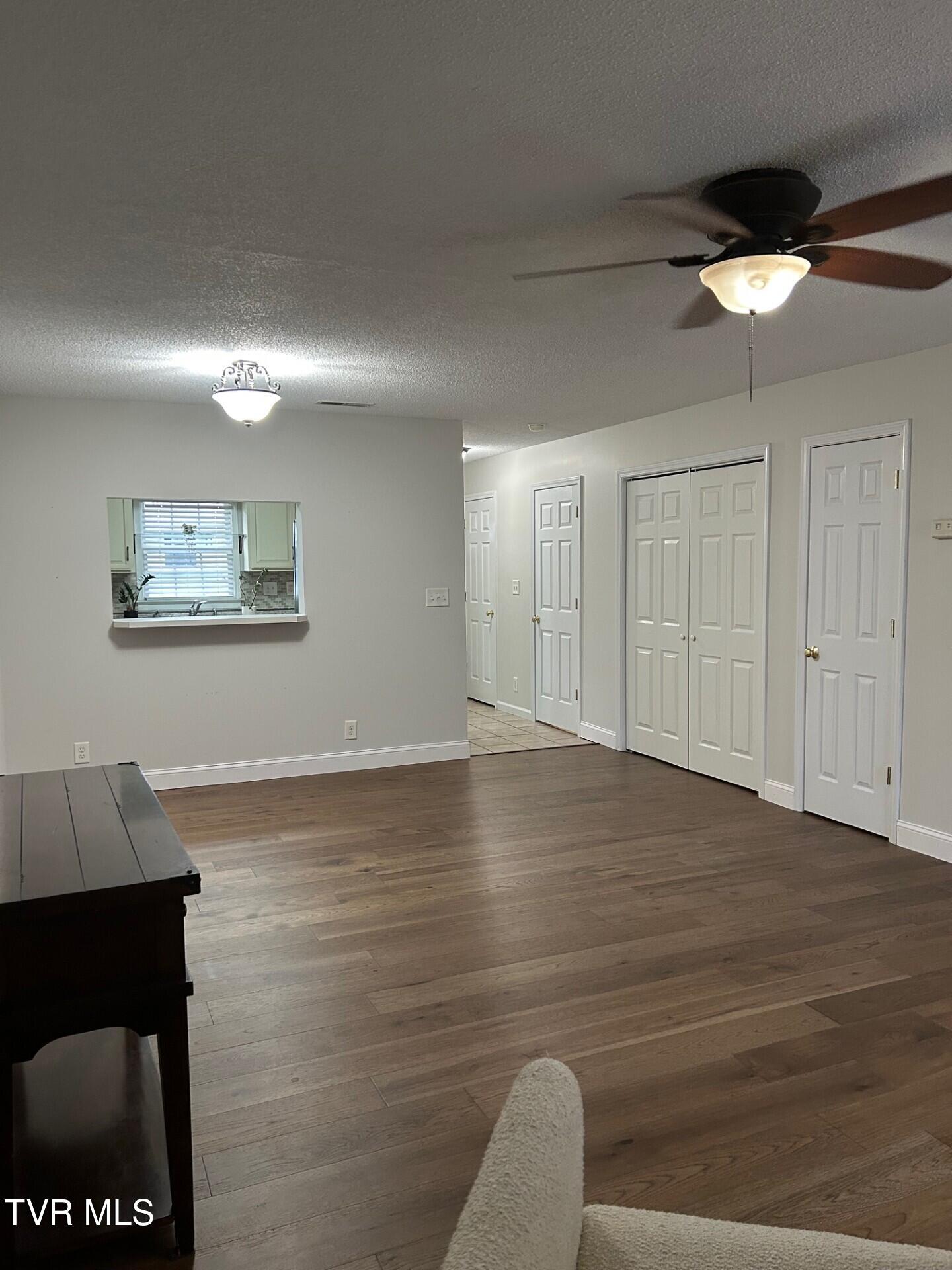 152 Gray Station Road, Unit 18 Gray, TN 37615 - Photo 3 of 29 #1 living