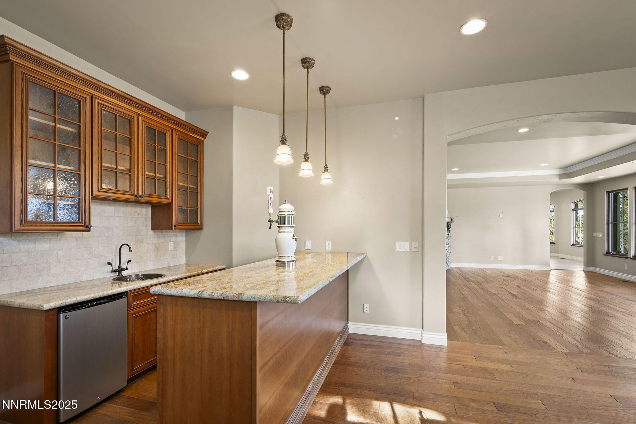 4810 West Pinewild Road Reno, NV 89511 - Photo 32 of 42 a bathroom with a sink and a mirror