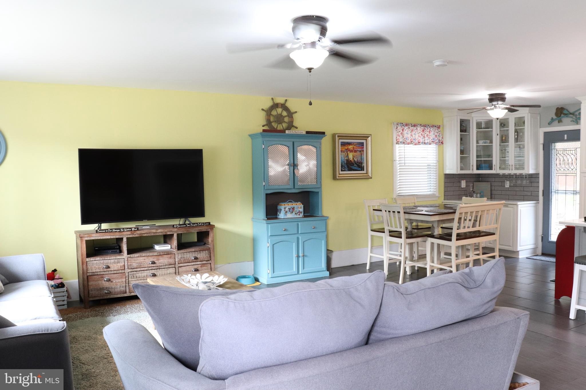 9 Main Street Huntingtown, MD 20639 - Photo 3 of 48