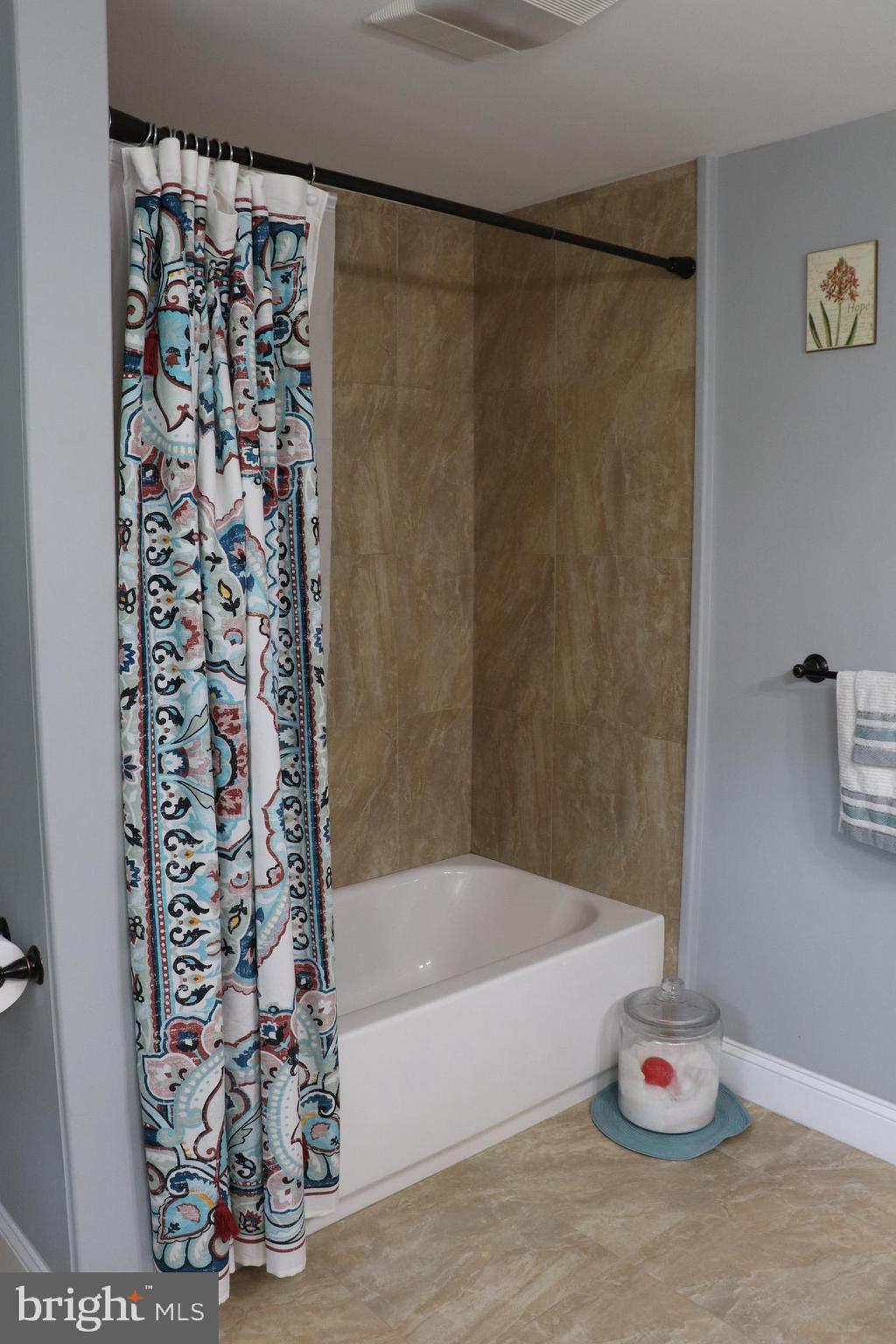 9 Main Street Huntingtown, MD 20639 - Photo 30 of 48