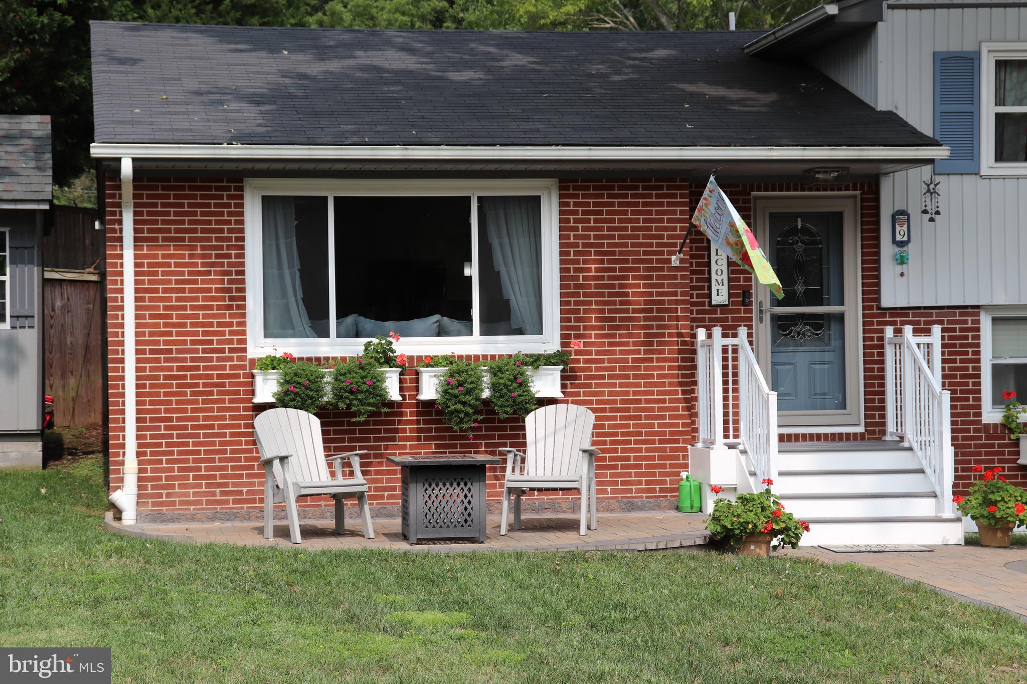 9 Main Street Huntingtown, MD 20639 - Photo 43 of 48 New Front Patio and walkways