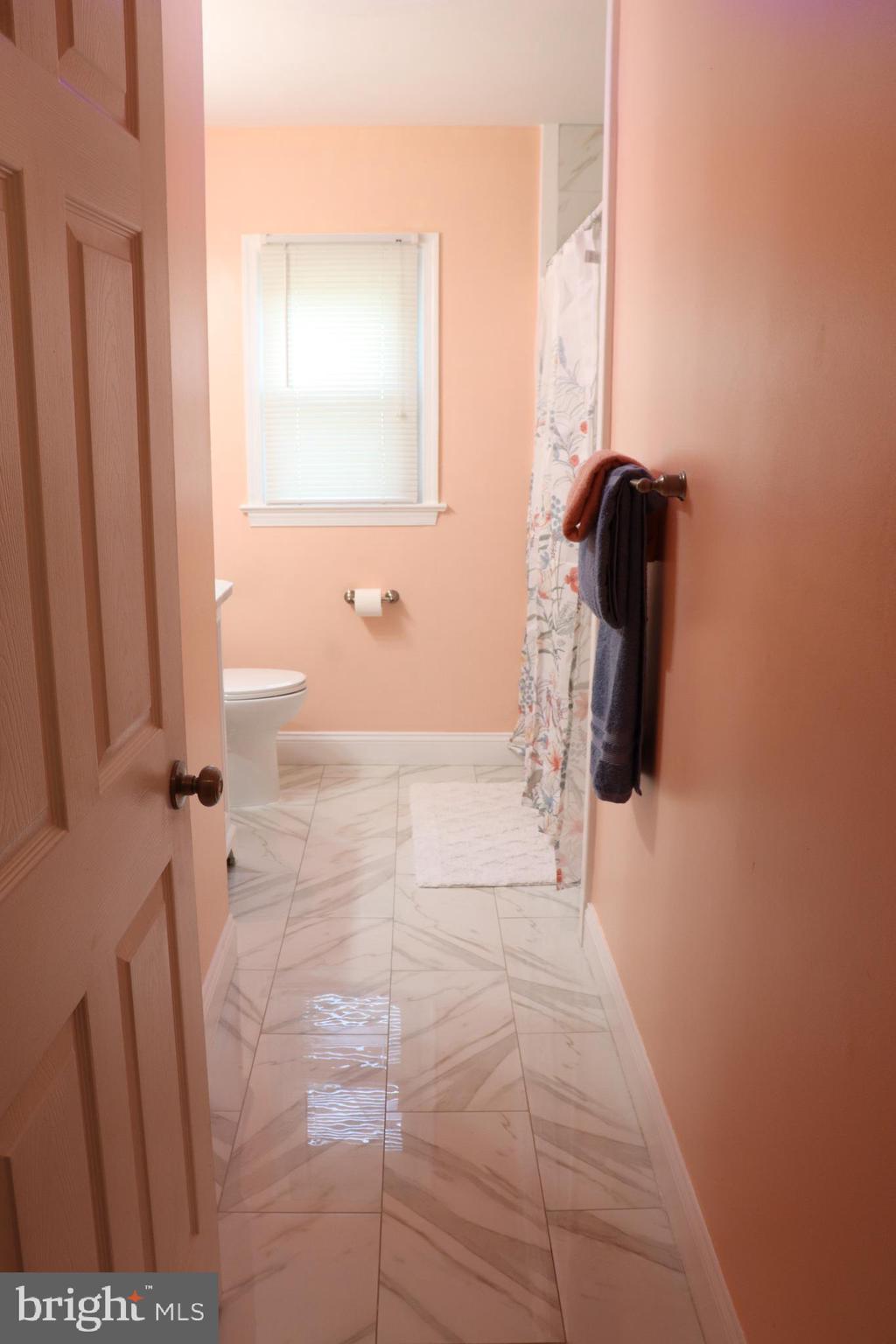 9 Main Street Huntingtown, MD 20639 - Photo 8 of 48 Upstairs Full Bathroom