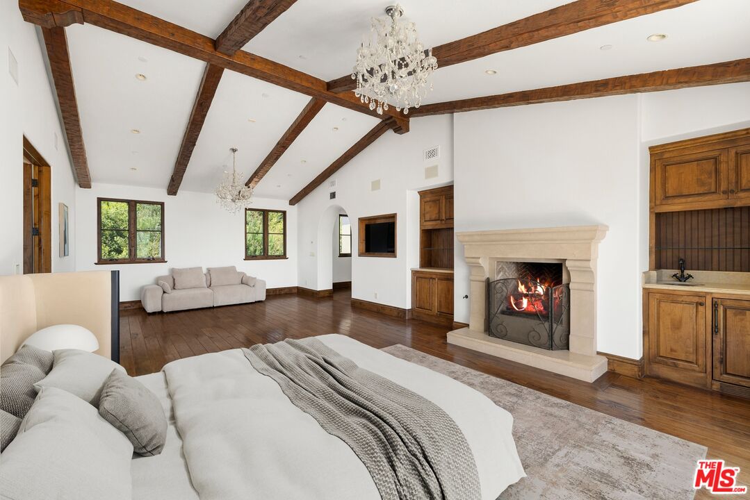 1111 Stradella Road Los Angeles, CA 90077 - Photo 18 of 37
