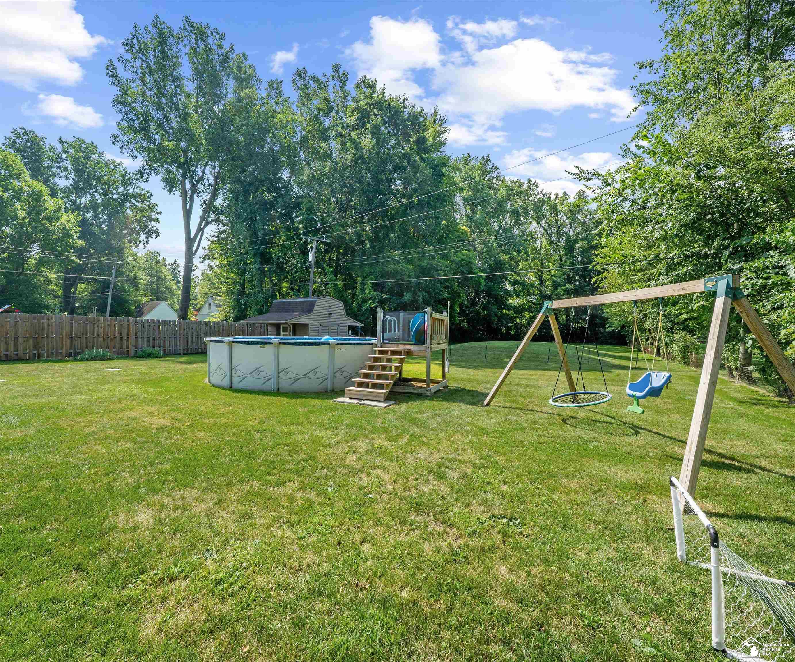 40535 Judd Road Belleville, MI 48111 - Photo 46 of 53