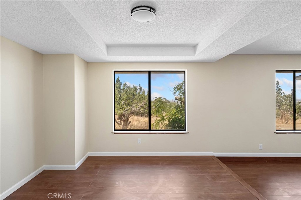 9975 Desert View Road Pinon Hills, CA 92372 - Photo 9 of 49 main home