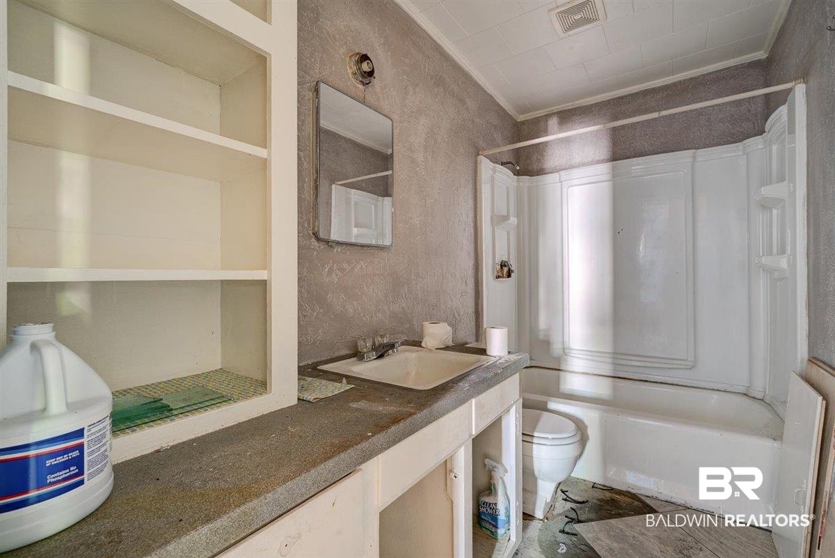 313 11th Avenue Chickasaw, AL 36611 - Photo 5 of 9