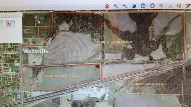 $6,419,000 | 5000 K33 Thomas Road, Wellsville, KS 66092