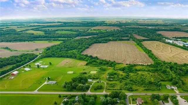 $6,419,000 | 5000 K33 Thomas Road, Wellsville, KS 66092