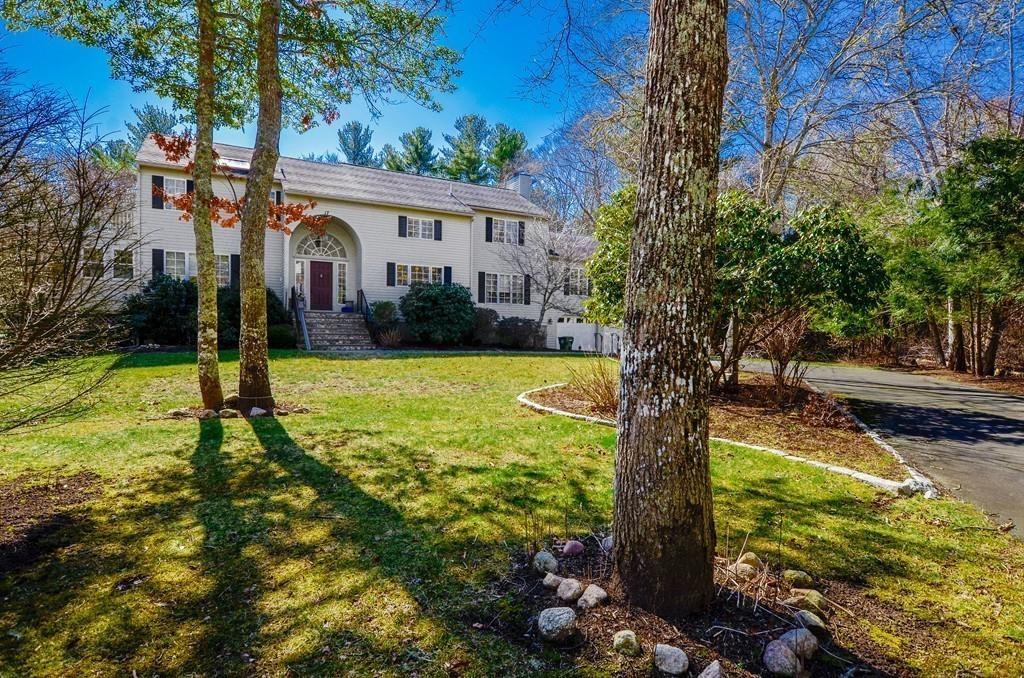 17 Olde Meadow Road Marion, MA 02738 - Photo 3 of 35