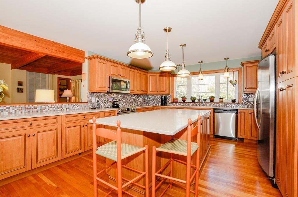 17 Olde Meadow Road Marion, MA 02738 - Photo 8 of 35