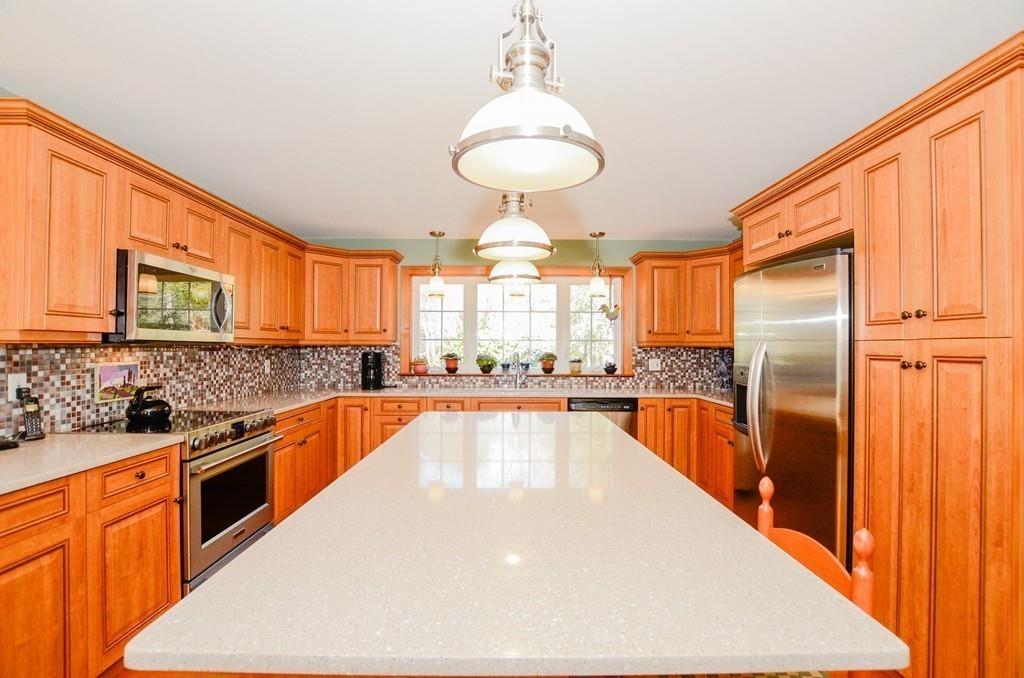 17 Olde Meadow Road Marion, MA 02738 - Photo 10 of 35