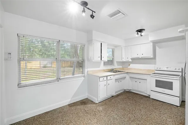 $240,000 | 6531 82nd Avenue North, Pinellas Park, FL 33781