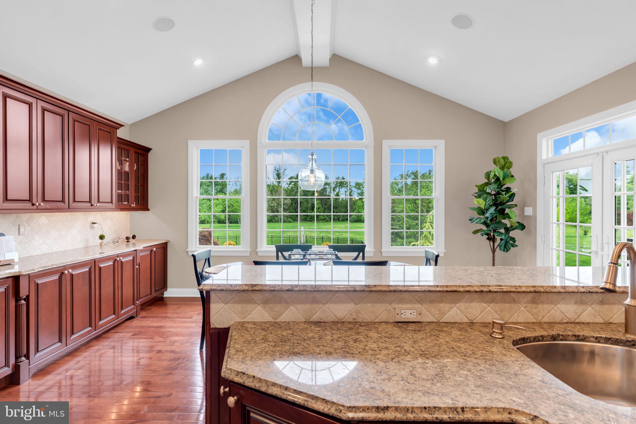 4 Ridgeview Way Allentown, NJ 08501 - Photo 13 of 60