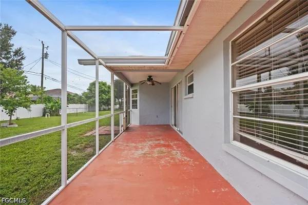 $1,800 | 1425 Southwest 10th Street, Cape Coral, FL 33991