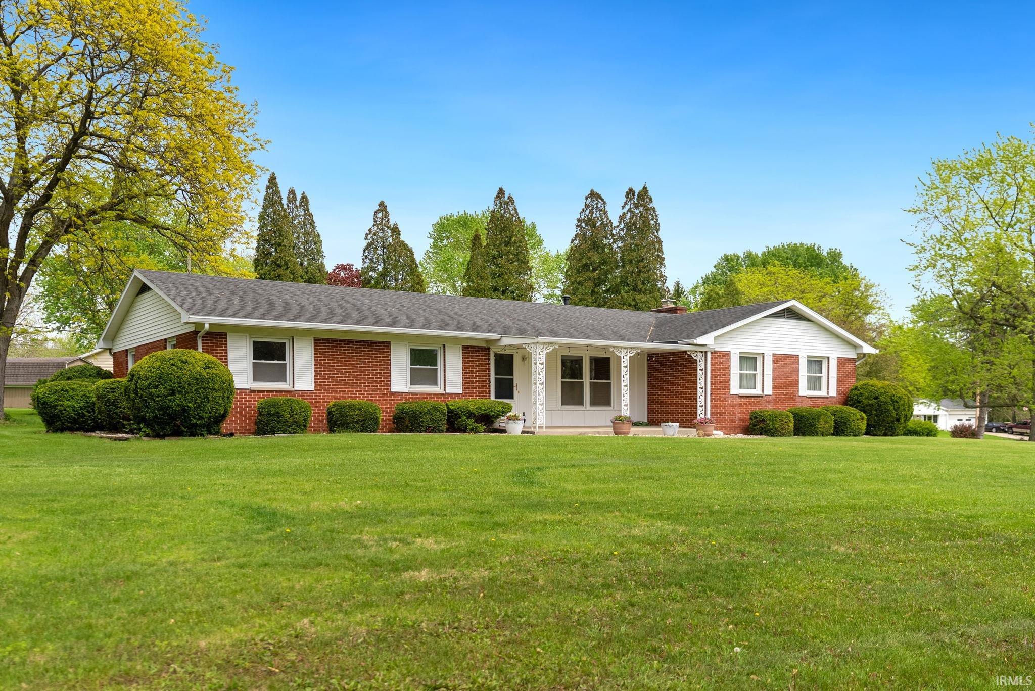 6515 West Hills Road Fort Wayne, IN 46804 - Photo 3 of 35