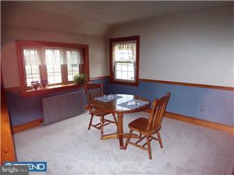35 Dutton Mill Road Aston, PA 19014 - Photo 3 of 11 Dining Room