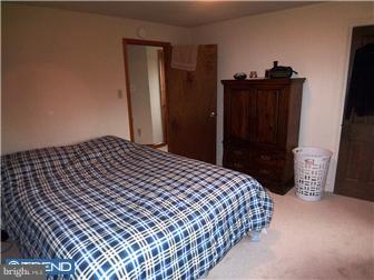 35 Dutton Mill Road Aston, PA 19014 - Photo 7 of 11 Bedroom - Main