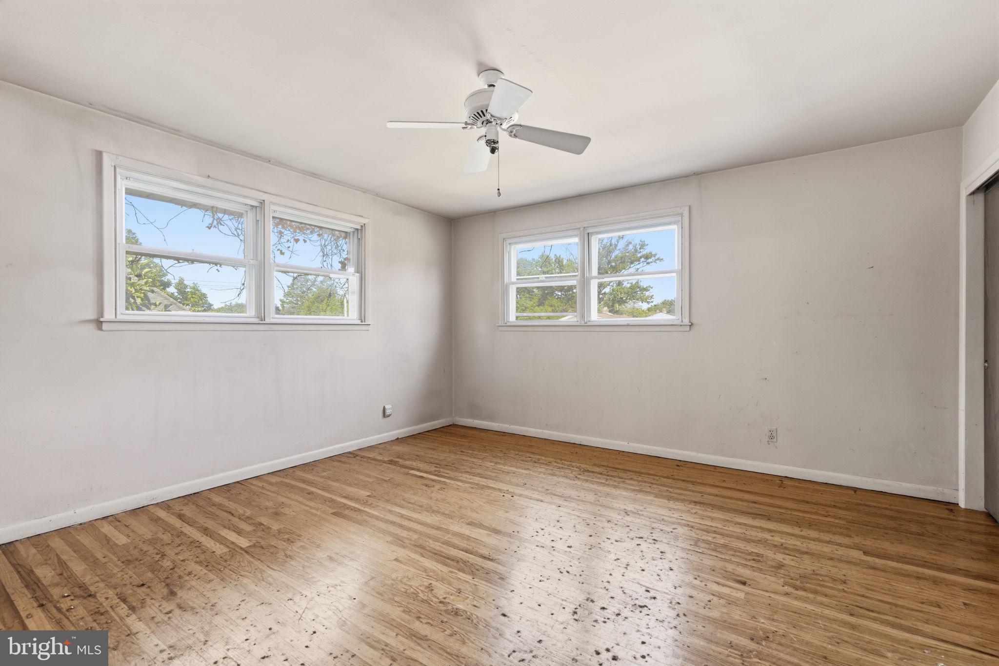 9219 Burbank Road Philadelphia, PA 19115 - Photo 17 of 29