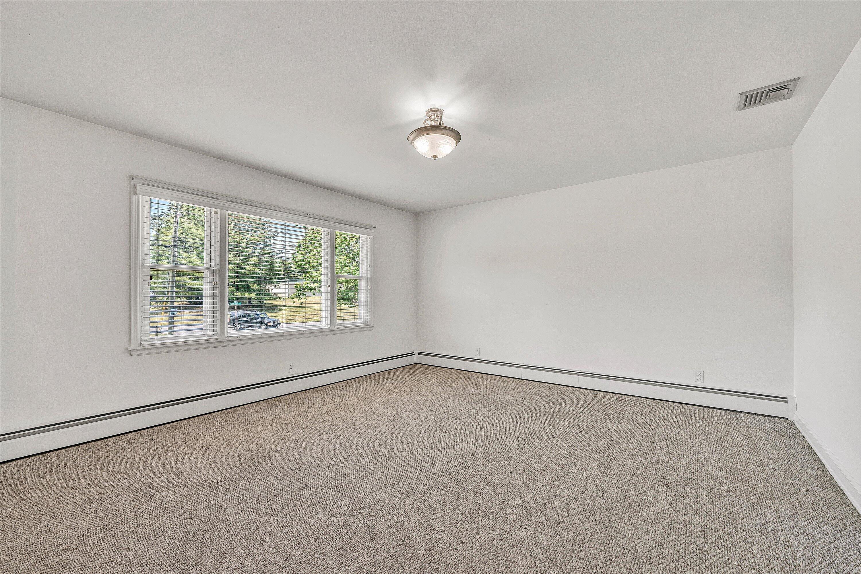 5602 Green Ridge Road Northwest Roanoke, VA 24019 - Photo 11 of 38 10-DSC04276