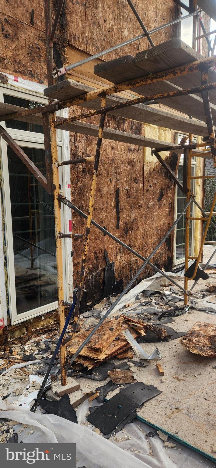 1241 Denbigh Lane Wayne, PA 19087 - Photo 92 of 94 Kickout flashings were installed