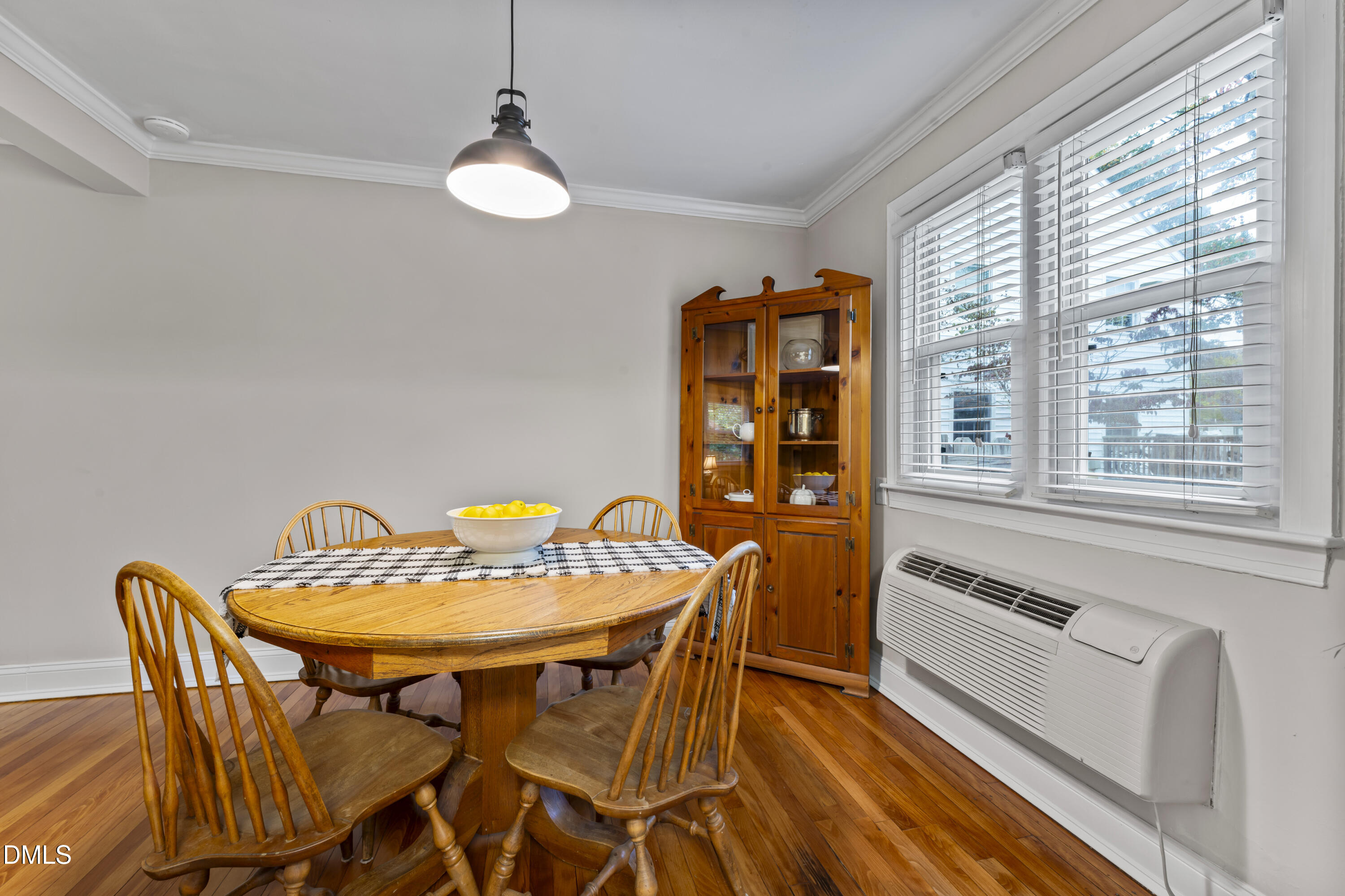 715 Wade Avenue Raleigh, NC 27605 - Photo 12 of 41 a dining room with furniture and window
