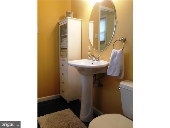 44 Elmont Road Hamilton, NJ 08610 - Photo 11 of 20