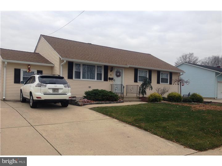 44 Elmont Road Hamilton, NJ 08610 - Photo 3 of 20 Driveway