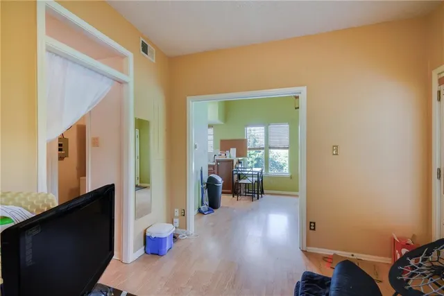 $1,750 | 3115 Tom Green Street, Unit 404, Austin, TX 78705