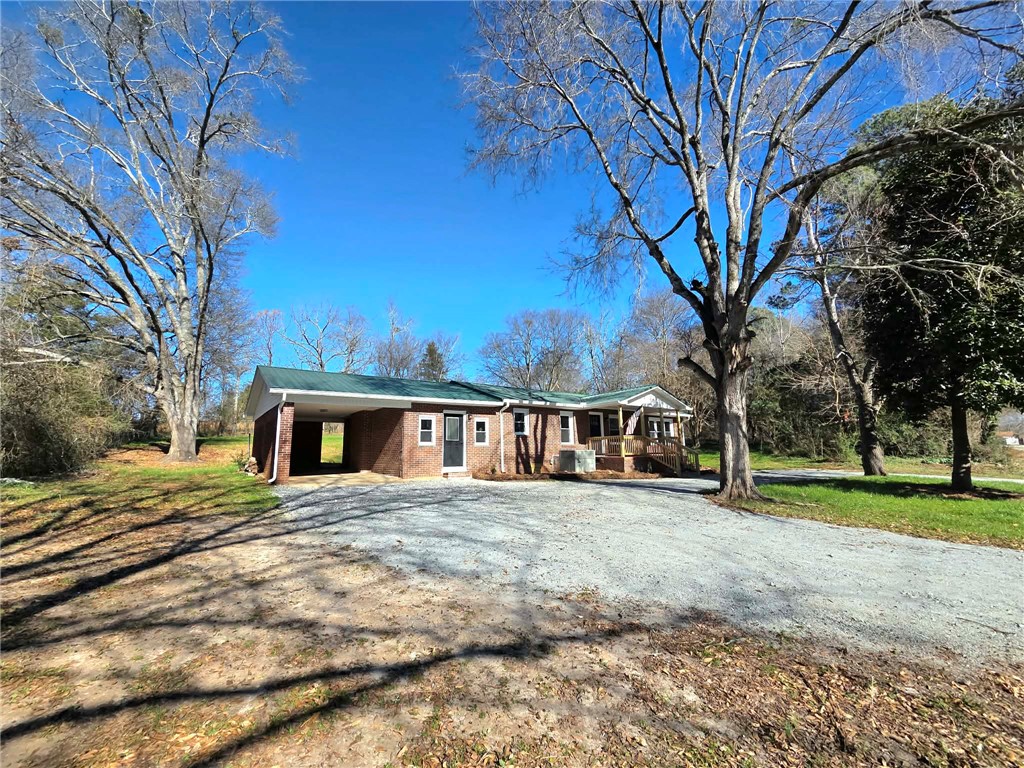 140 State Rd S-37-204 Seneca, SC 29678 - Photo 30 of 32