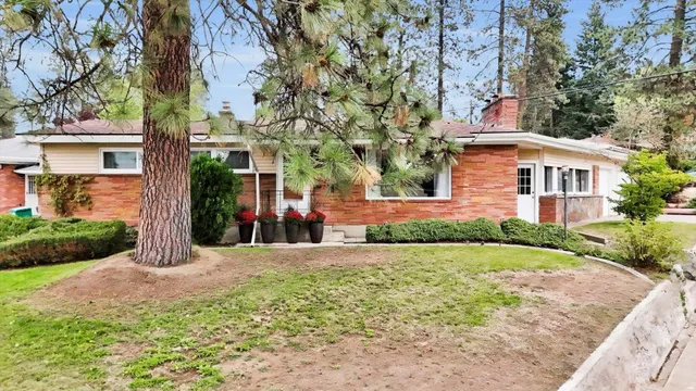 $425,000 | 5504 North Forest Boulevard, Spokane, WA 99205