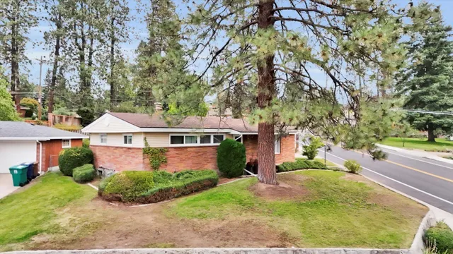$425,000 | 5504 North Forest Boulevard, Spokane, WA 99205