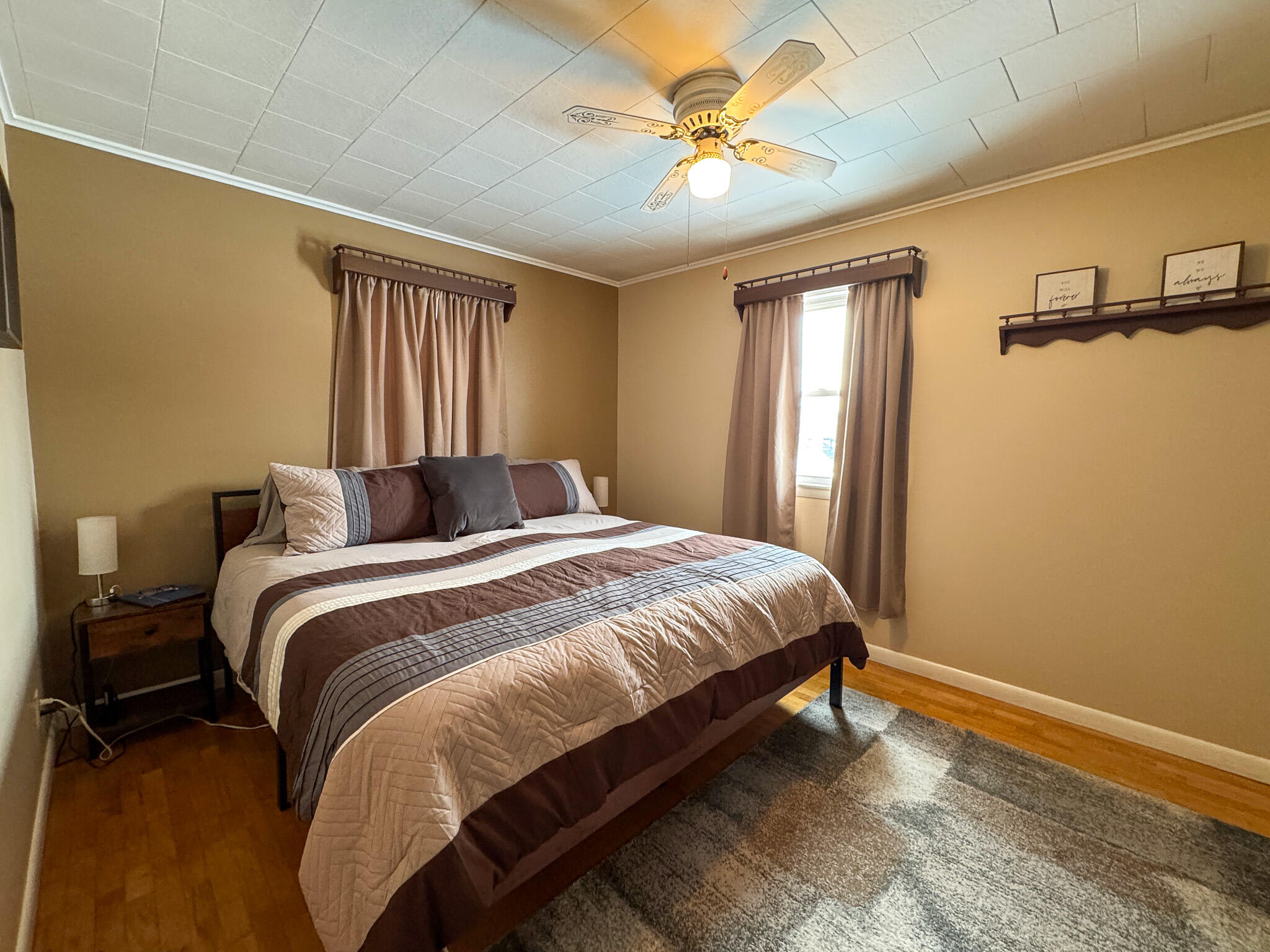 9 Grove Street East Millinocket, ME 04430 - Photo 19 of 27 17