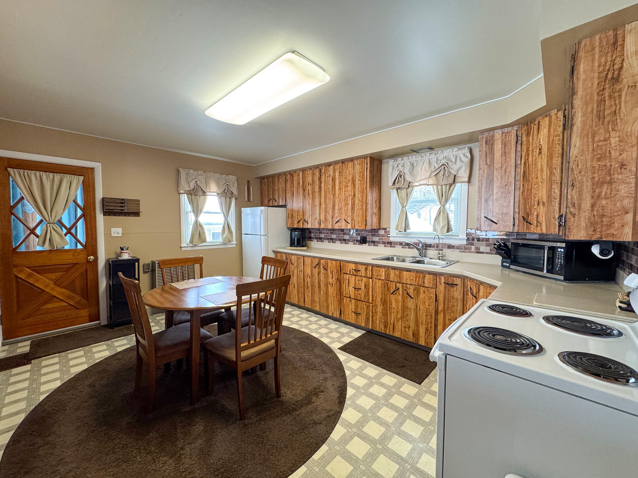 9 Grove Street East Millinocket, ME 04430 - Photo 7 of 26 7