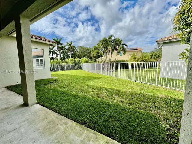 $4,950 | 4321 West Whitewater Avenue, Weston, FL 33332