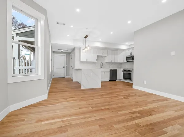 $588,000 | 60 Stanley Street, Unit 101, Boston, MA 02125