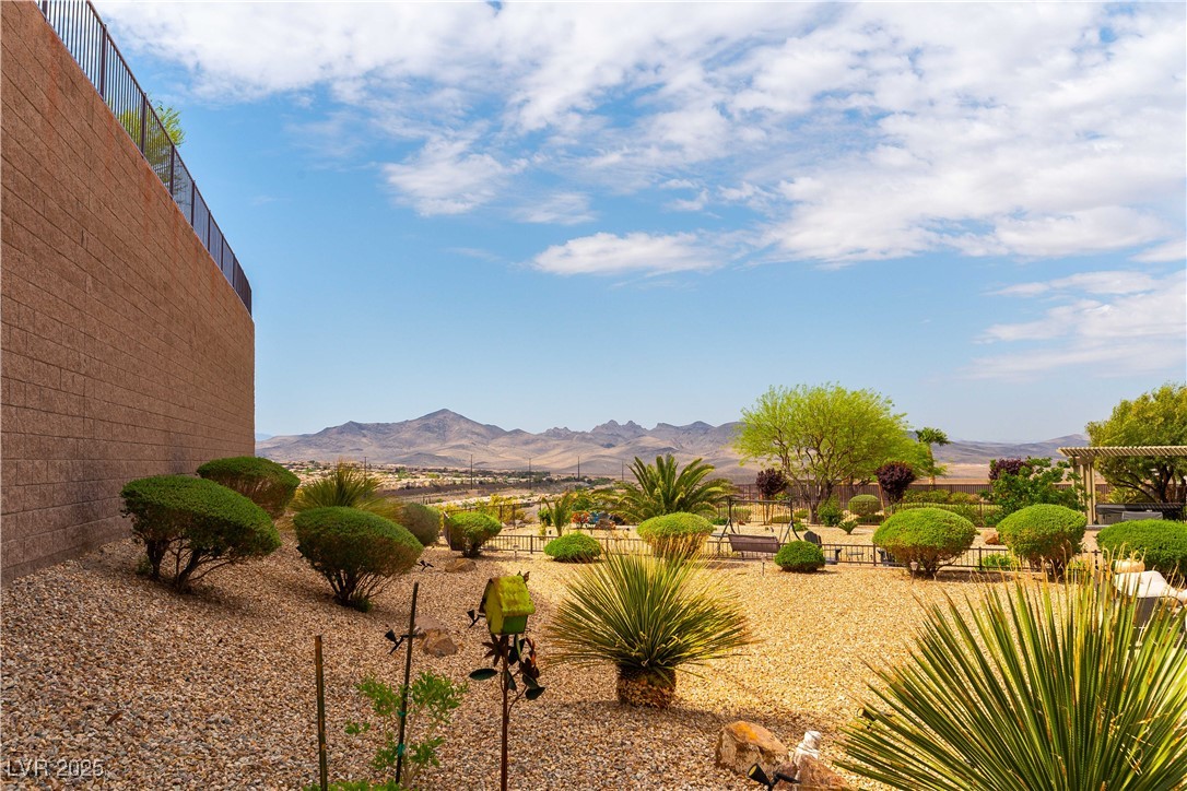 2357 Aztec Ruin Way Henderson, NV 89044 - Photo 25 of 37