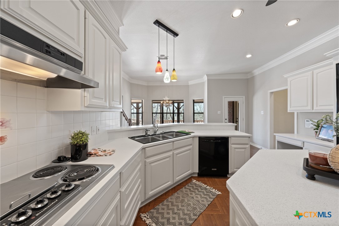 3307 Chelsea Place Temple, TX 76502 - Photo 18 of 45 Sink with instant hot water