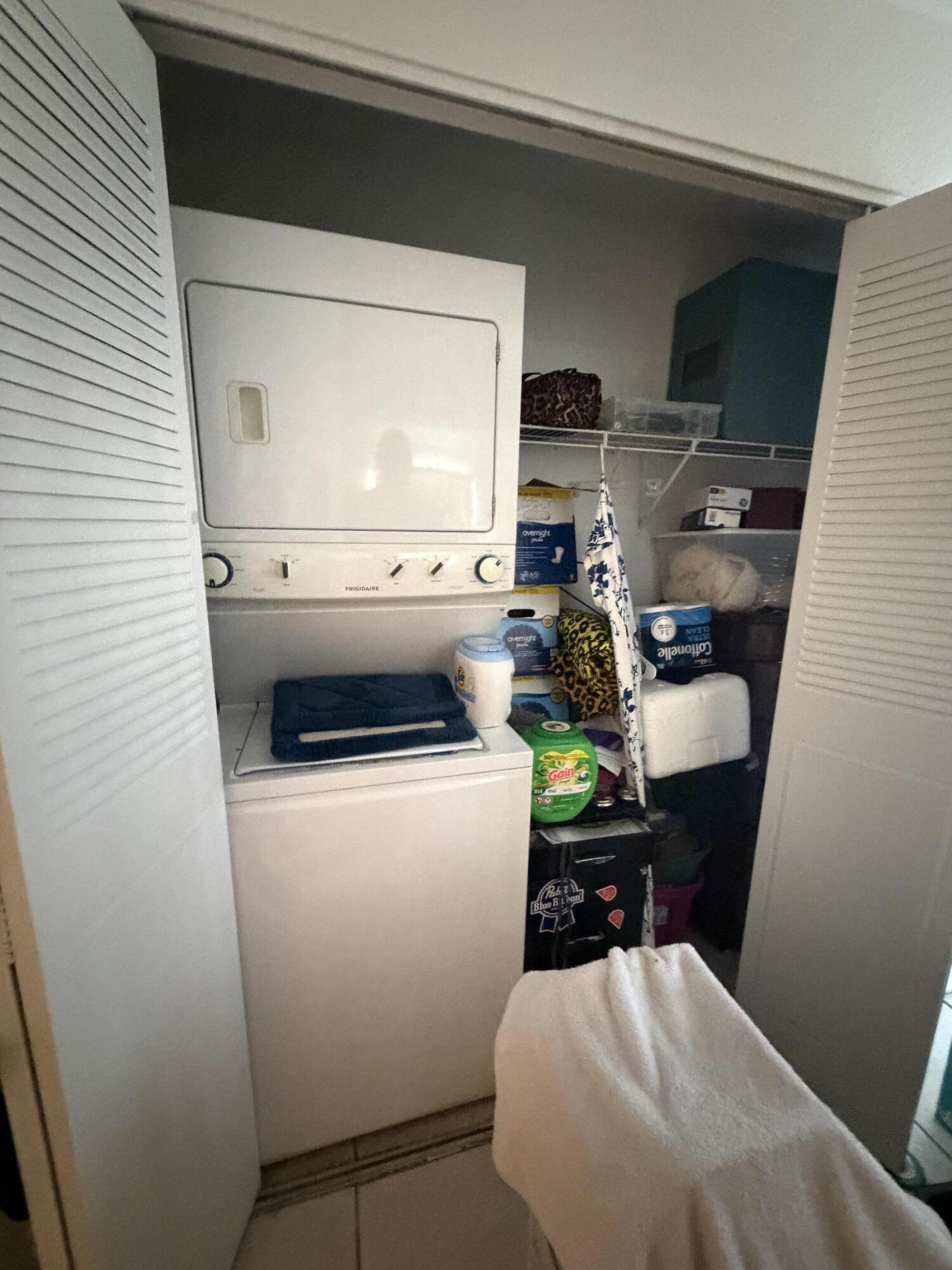 679 Saxony Way Delray Beach, FL 33446 - Photo 11 of 15 Washer and dryer inside