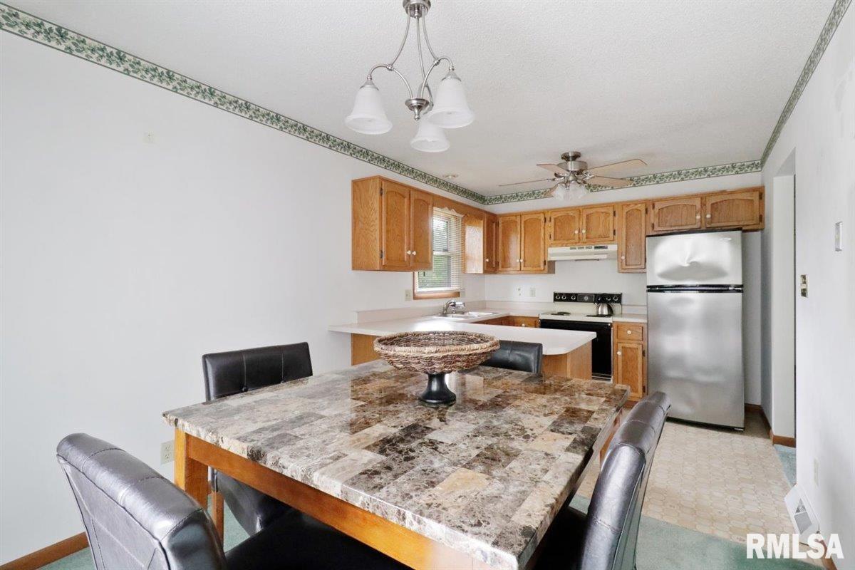 2805 York Road Springfield, IL 62703 - Photo 8 of 25