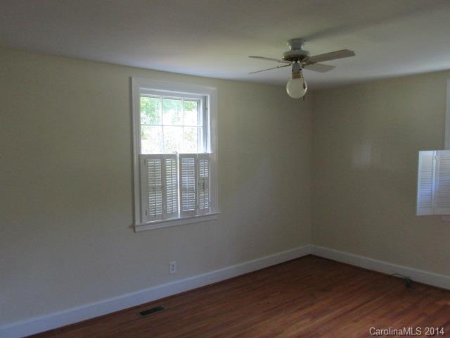 5521 Allen Road East Charlotte, NC 28269 - Photo 14 of 15 Gallery Image 14