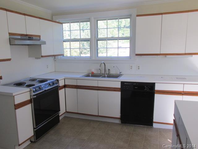 5521 Allen Road East Charlotte, NC 28269 - Photo 8 of 15 Gallery Image 8