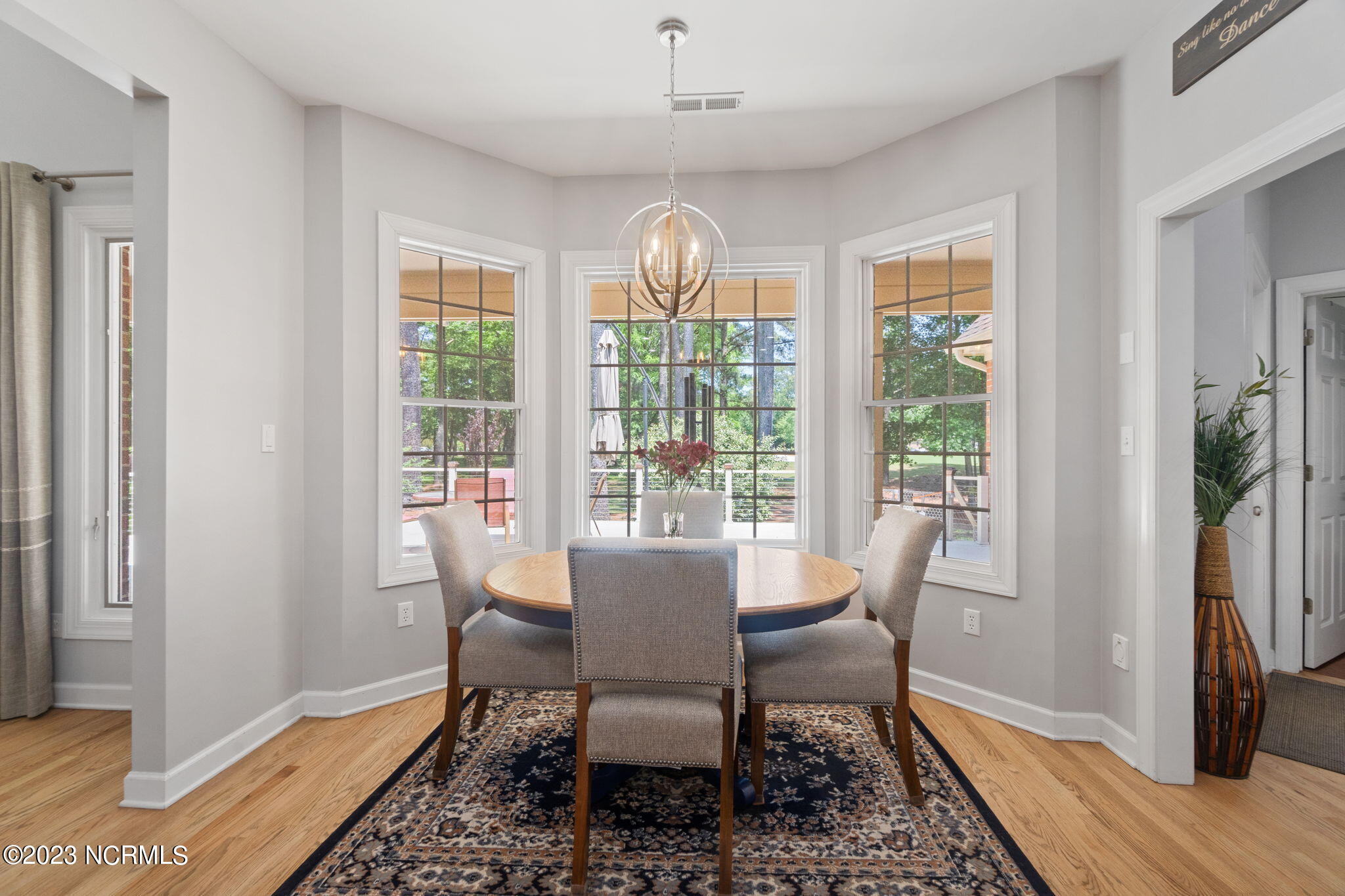103 Croatan Road Hertford, NC 27944 - Photo 16 of 41 Breakfast Nook
