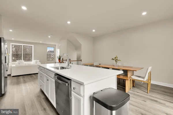 $3,400 | 9639 Tall Oaks Road, Montgomery Village, MD 20886