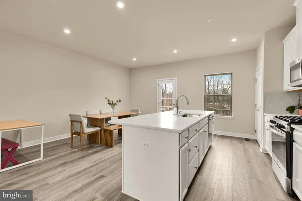 $3,400 | 9639 Tall Oaks Road, Montgomery Village, MD 20886