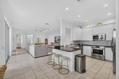 $865,000 | 172 Queensland Lane, Jupiter, FL 33458