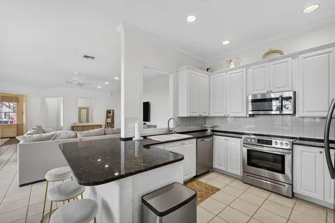 $865,000 | 172 Queensland Lane, Jupiter, FL 33458