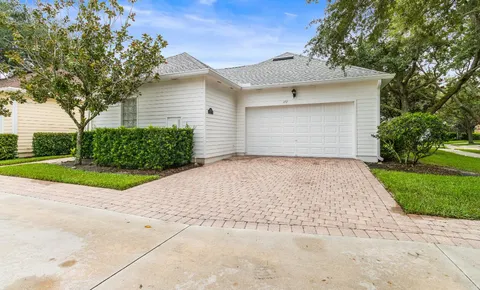 $865,000 | 172 Queensland Lane, Jupiter, FL 33458